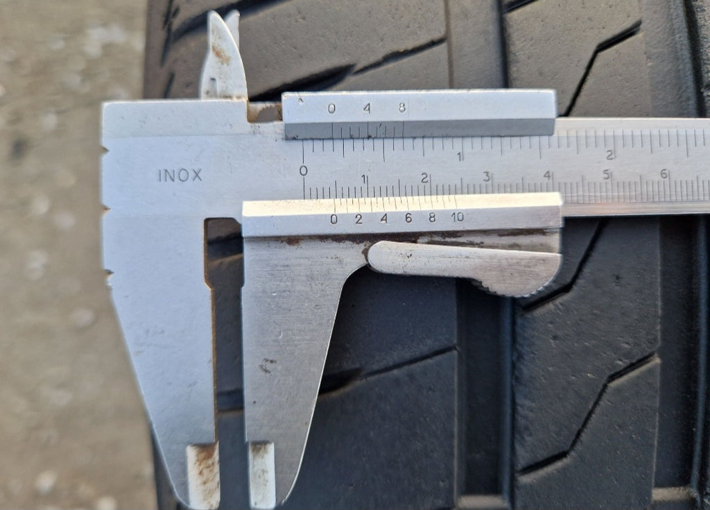 Opona letnia Firestone RoadHawk 245/40r19 (98Y) XL