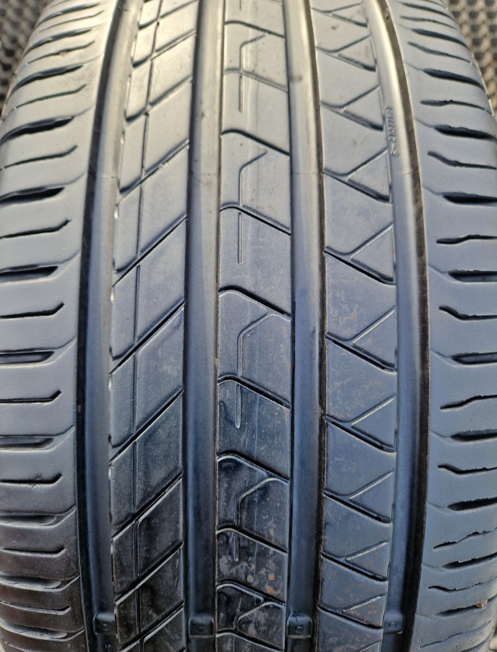 Opona letnia Barum Bravuris 6  225/45r18 (95Y) XL