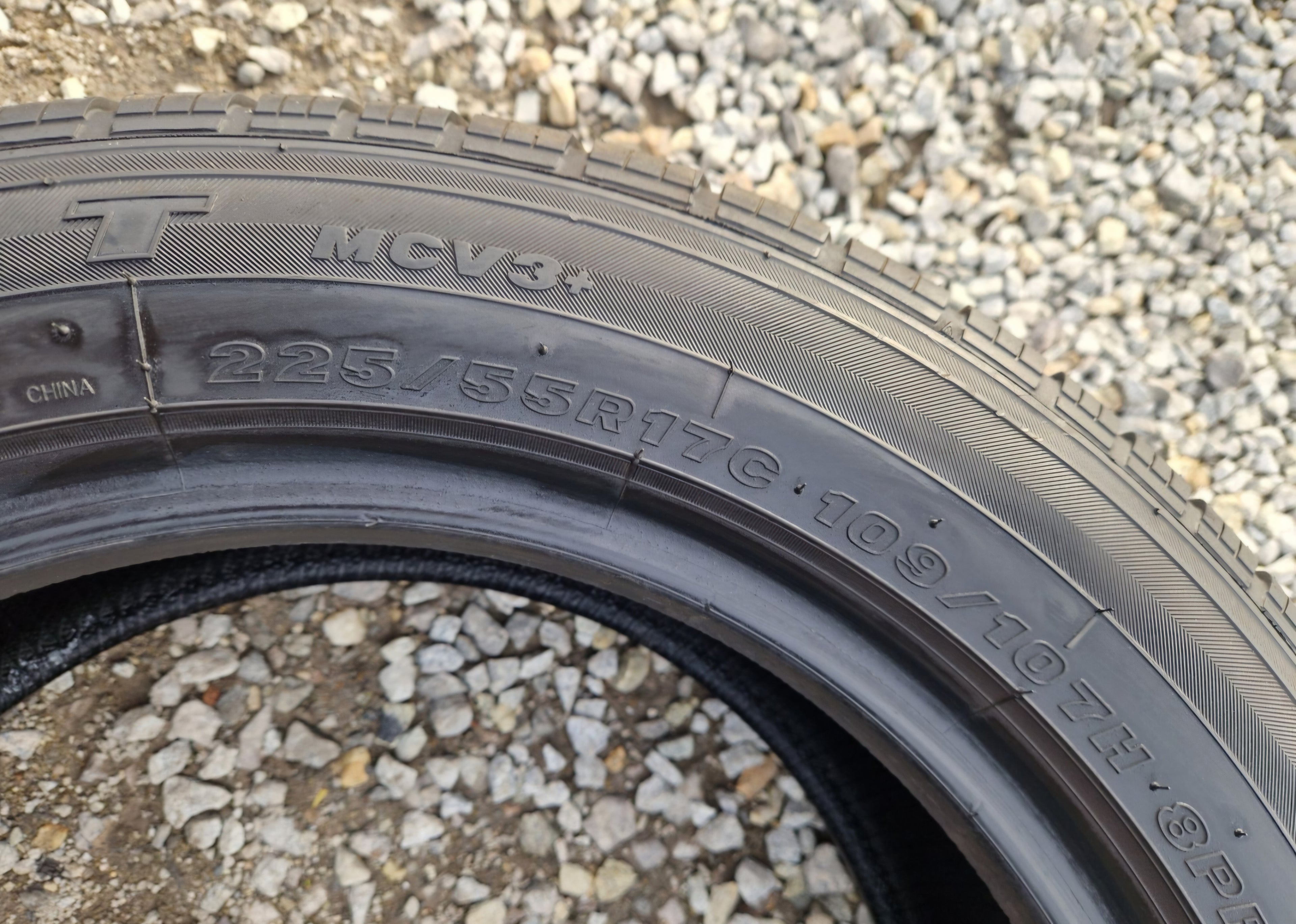 Opony letnie Maxxis VanSmart MCV3+  225/55r17C  109/107H