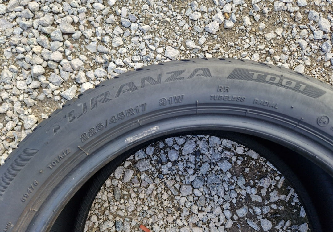 Opony letnie Bridgestone Turanza T001  225/45r17 (91W)