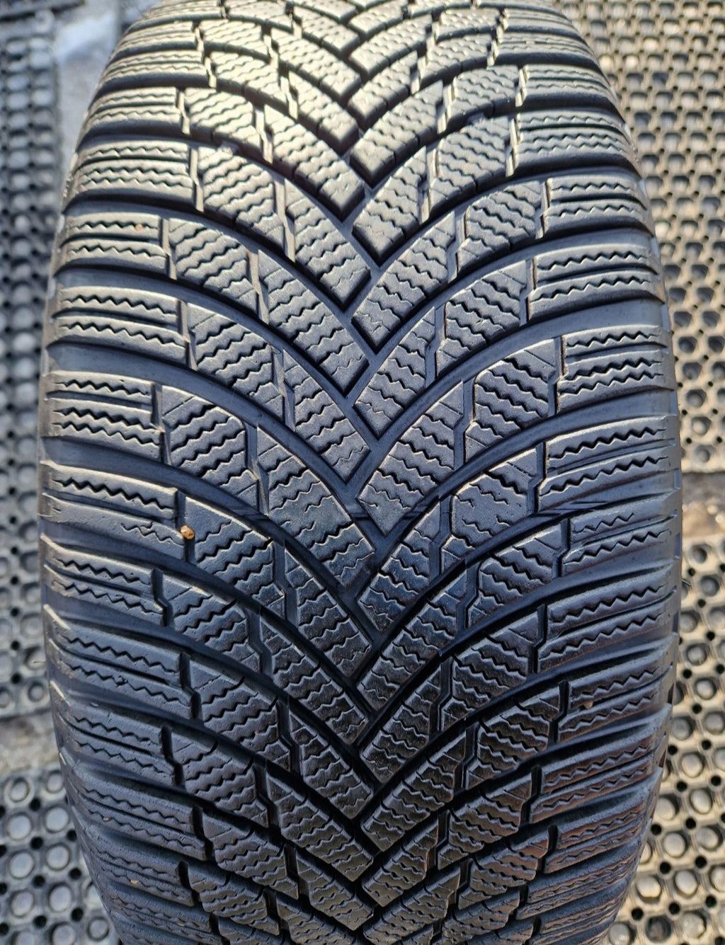 Opona zimowa Firestone WinterHawk 4  225/45r17 (91H)
