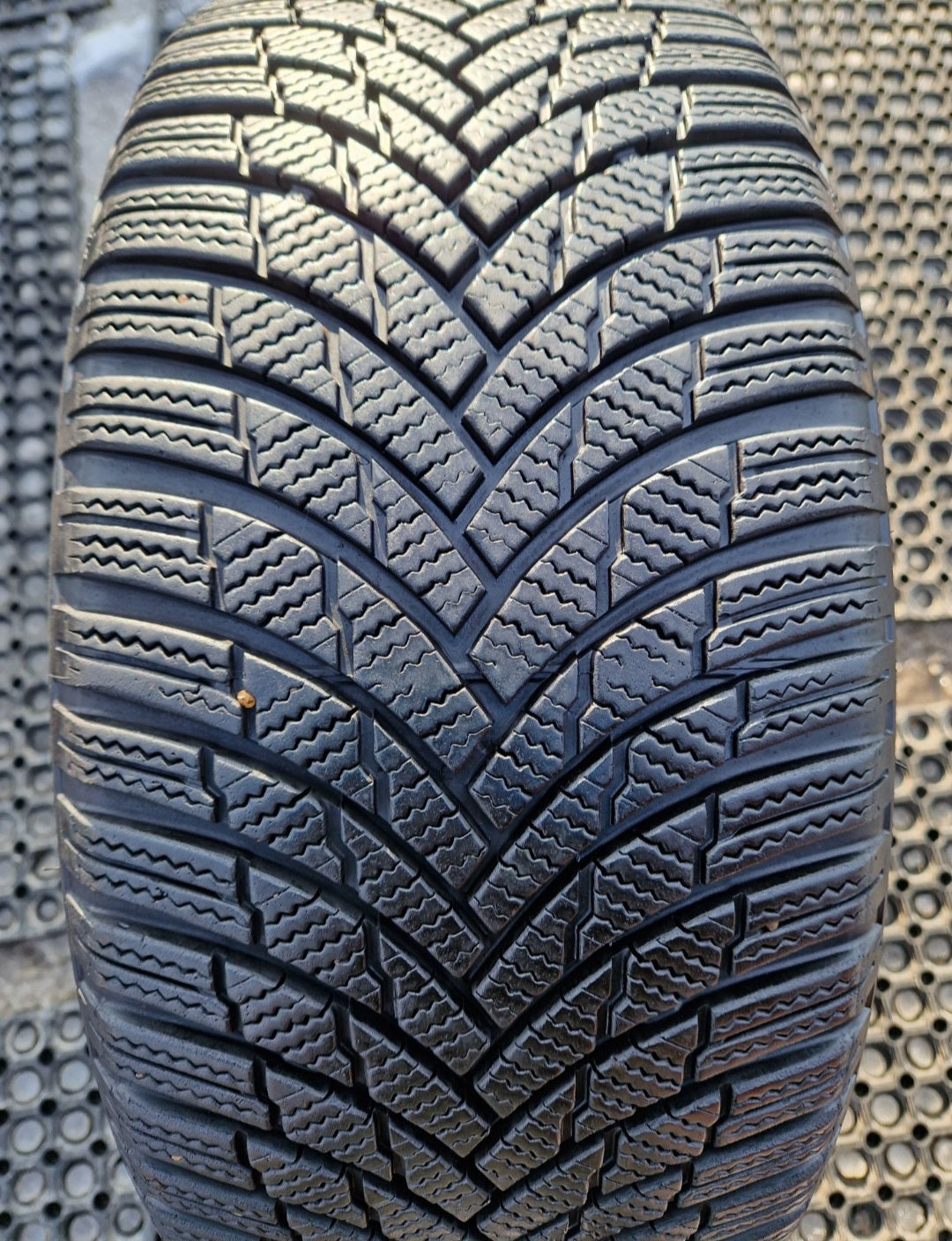 Opona zimowa Firestone WinterHawk 4  225/45r17 (91H)