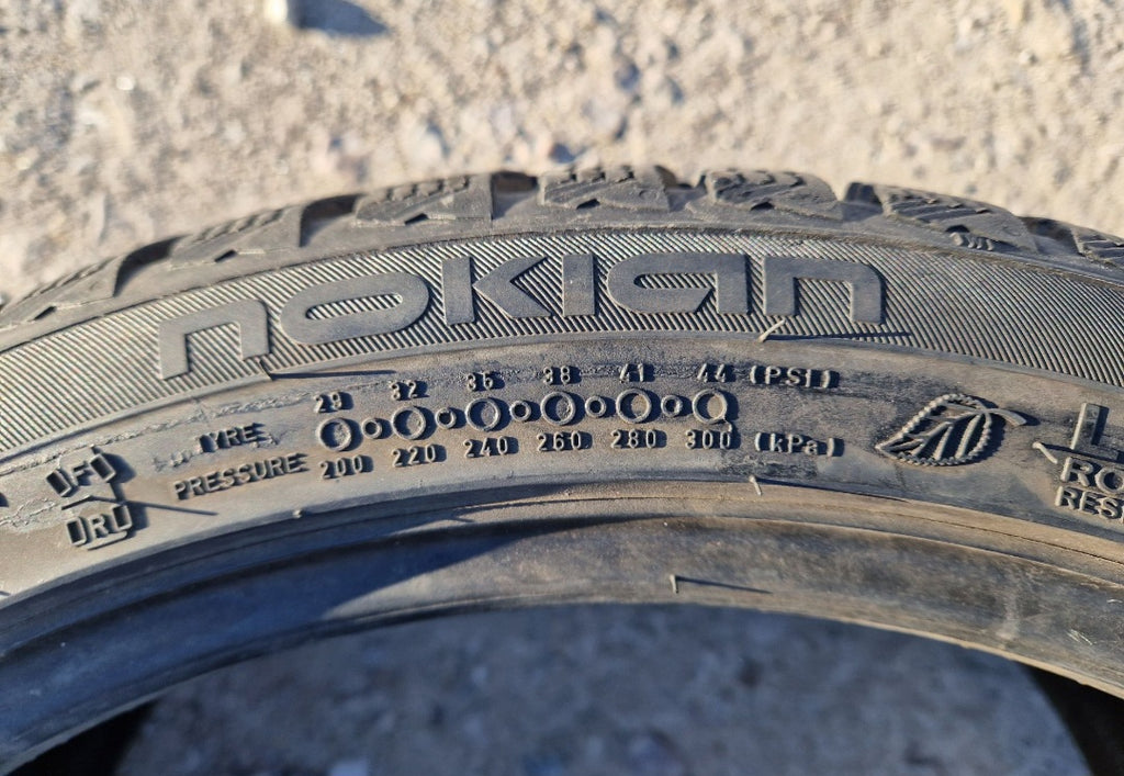 Opona zimowa Nokian WR d4 225/40r18 (92V)XL