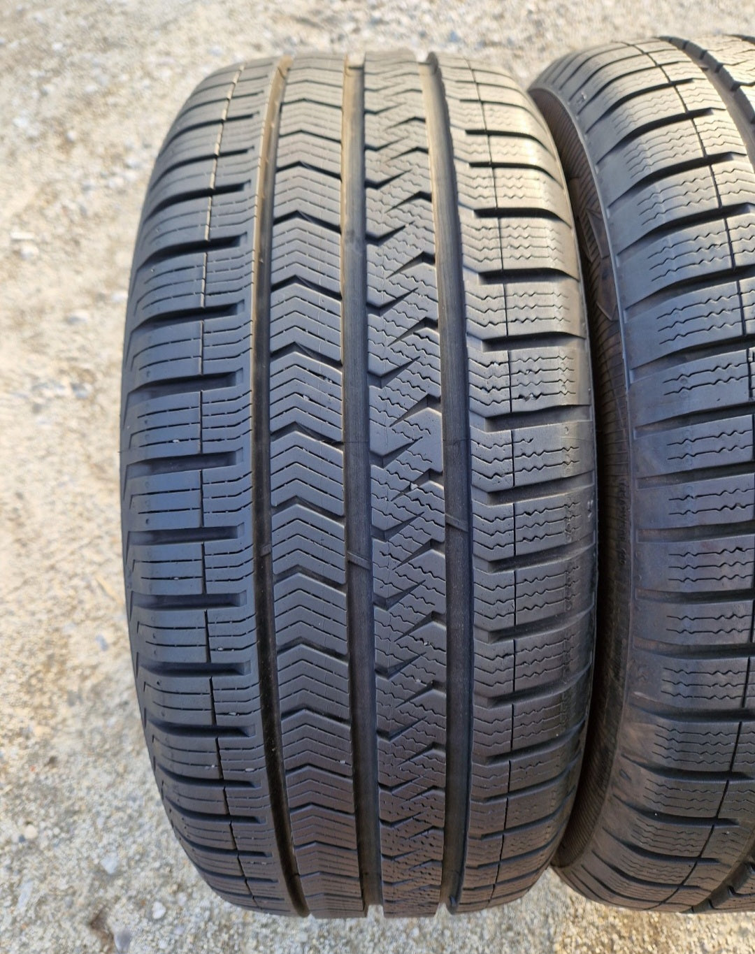 Opony wielosezonowe Vredestein QuaTrac 5  205/45r17 (88V)