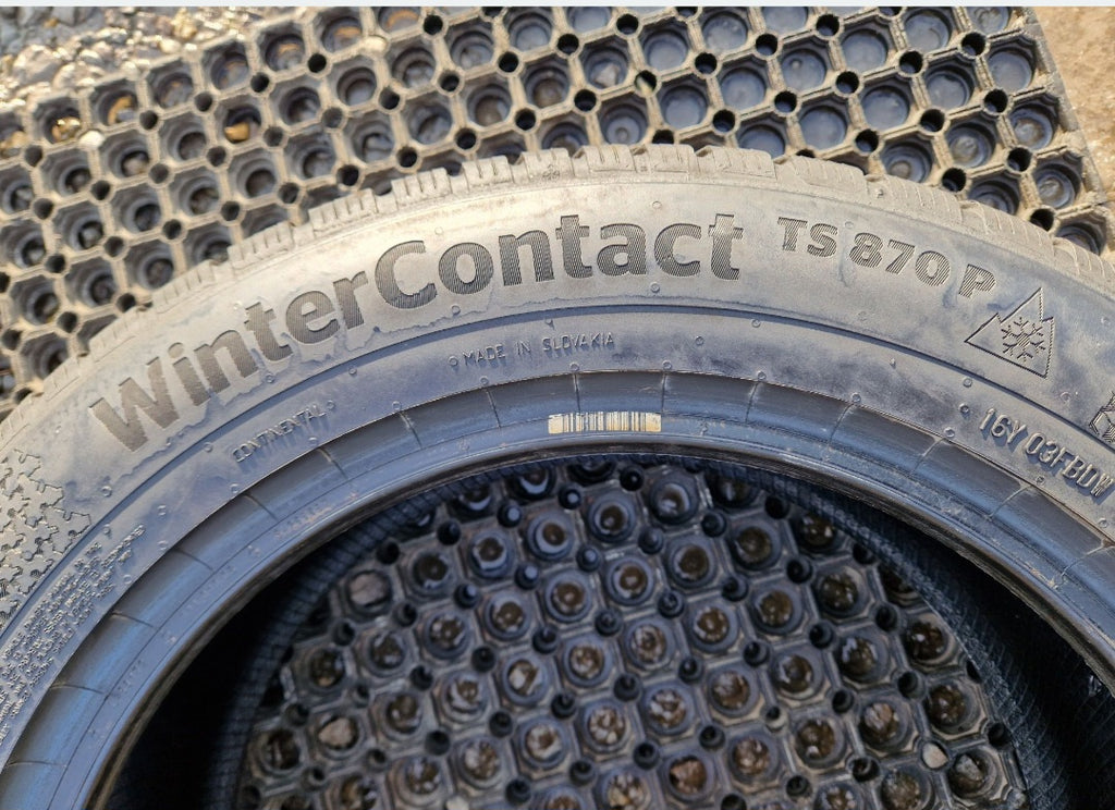 Opona zimowa Continental WinterContact TS870P. 215/60r17 (96H)