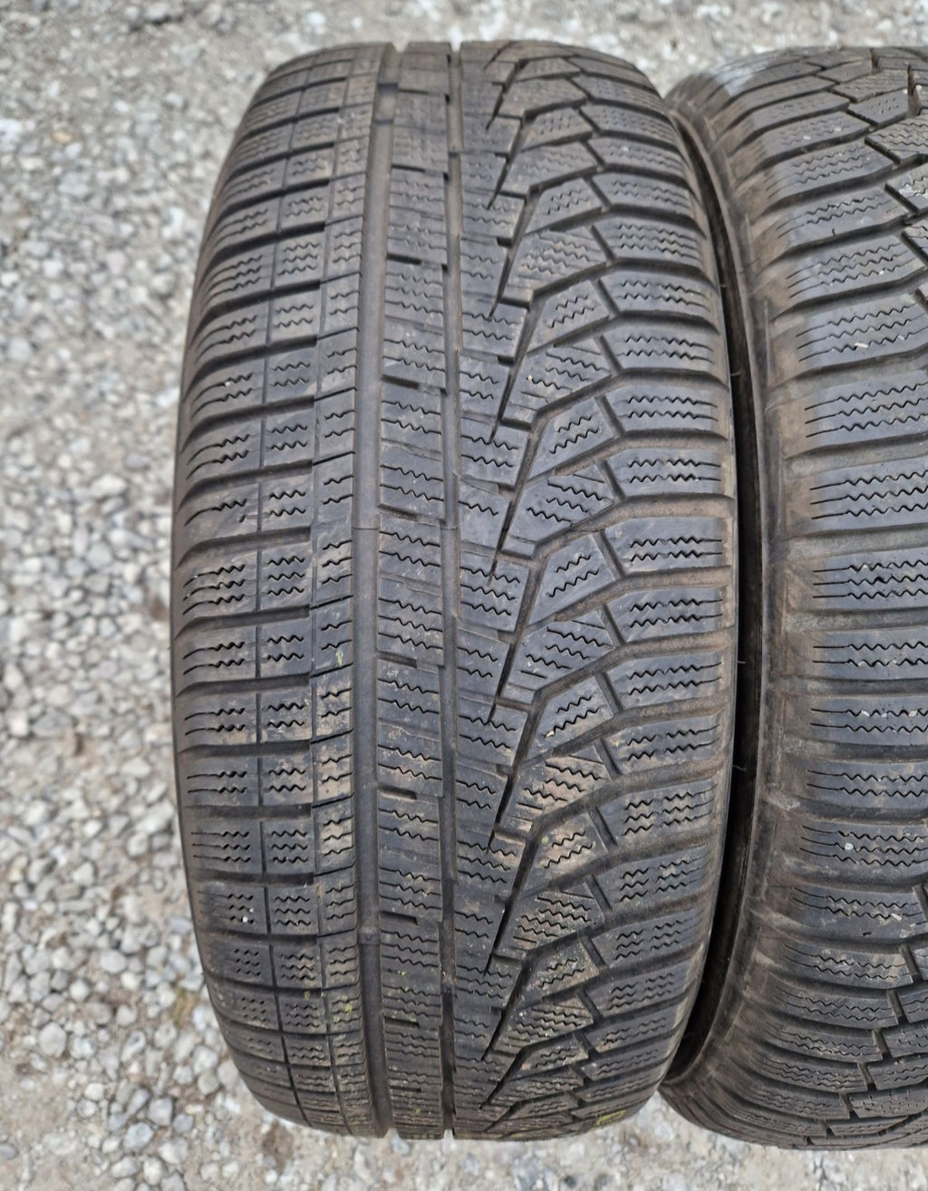 Opony zimowe Hankook Winter I Cept Evo2  215/60r16 (99H)