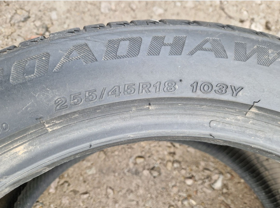 Opona letnia Firestone RoadHawk 255/45r18 (103Y)