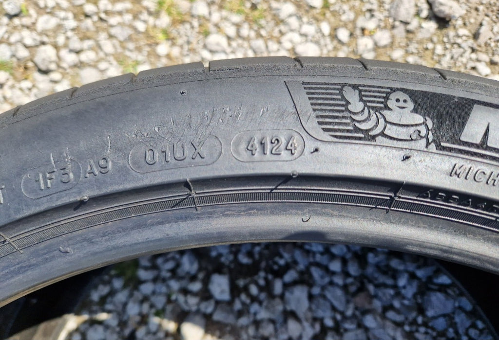 Opona letnia Michelin Pilot Sport 4S  265/35r21 (101Y) MO1A/AMG XL