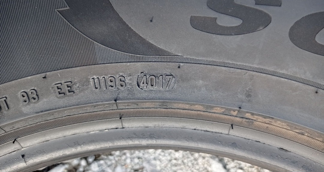 Opony zimowe Pirelli Scorpion Winter 215/65r17 (99H)