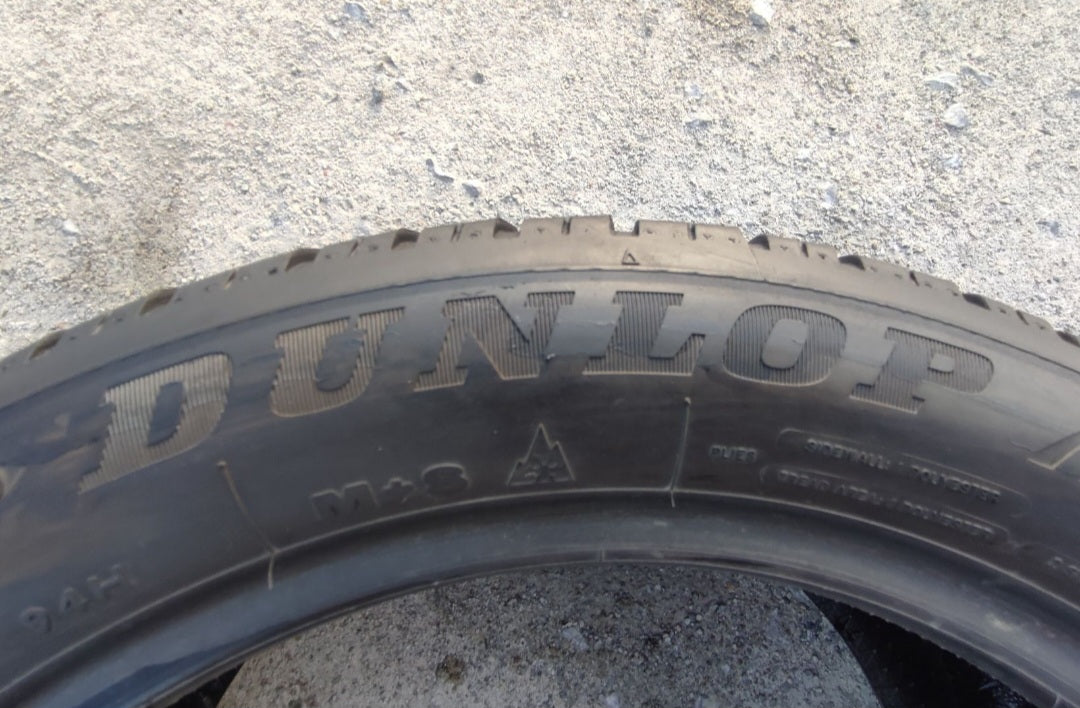 Opona zimowa Dunlop SP winter sport 4 D 225/50r17 (94H) Run Flat