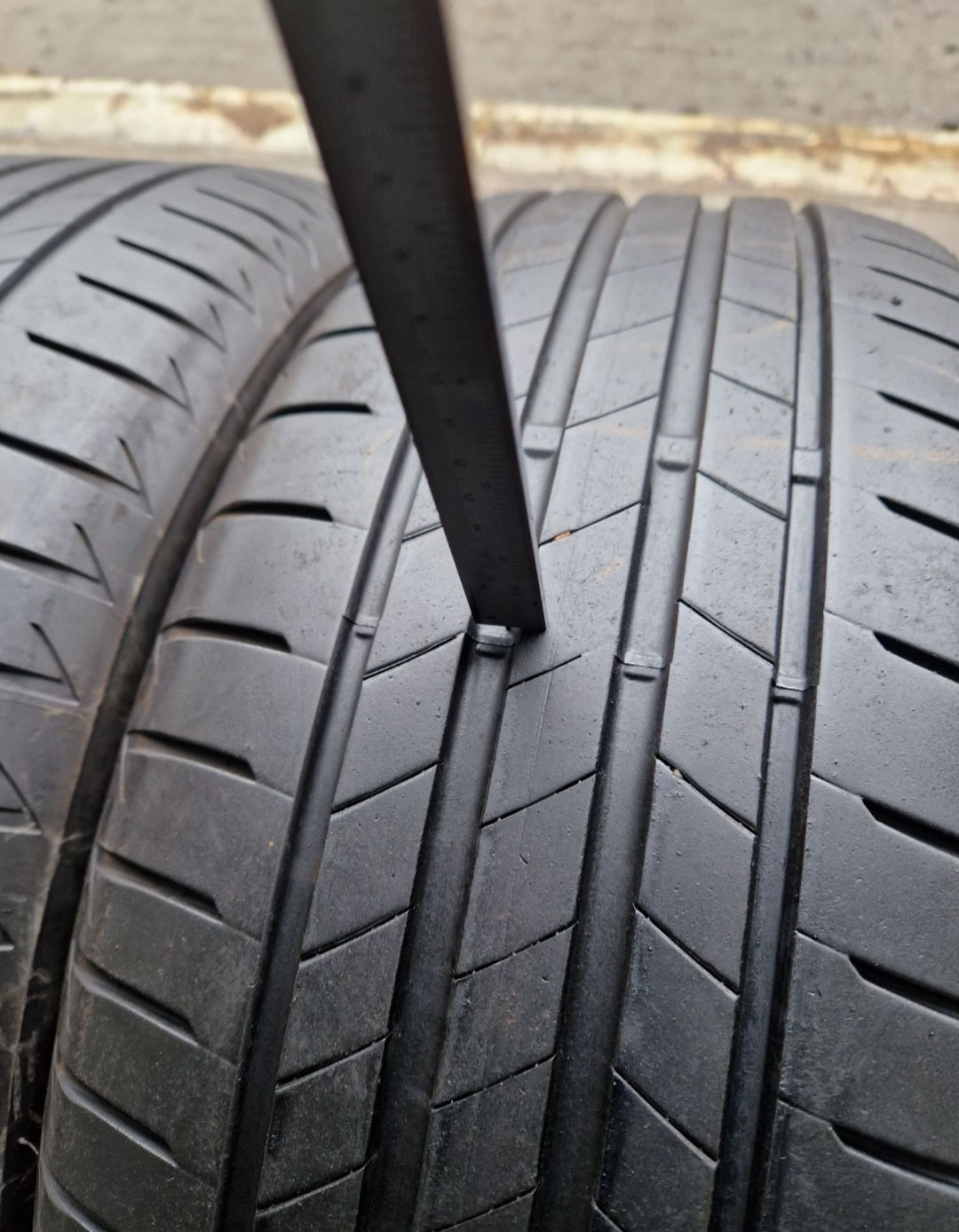 Opony letnie Bridgestone Turanza T005 225/55r17 (97W)