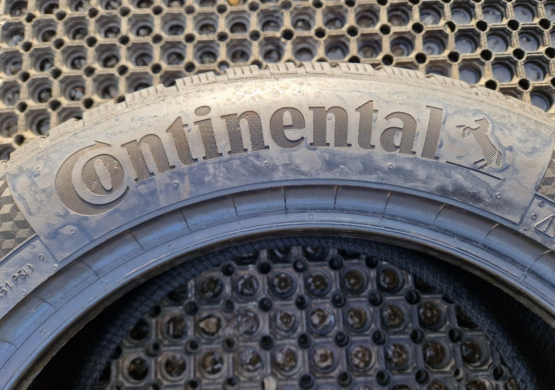 Opona zimowa Continental WinterContact TS870P. 215/60r17 (96H)