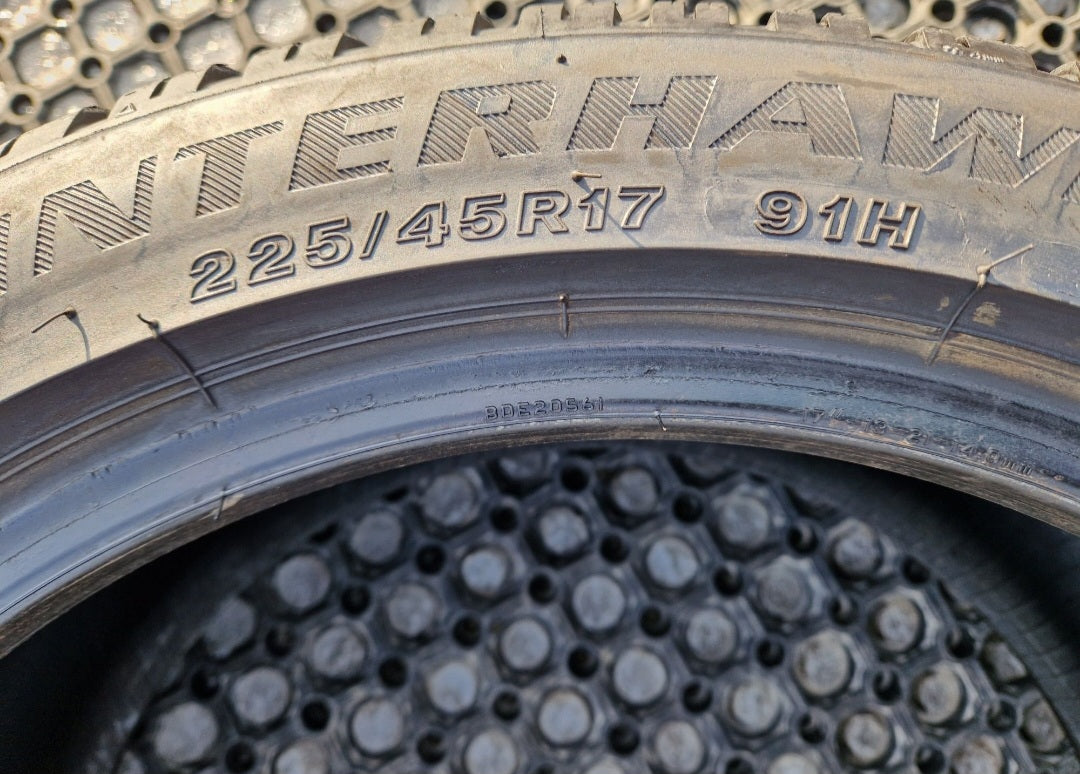 Opona zimowa Firestone WinterHawk 4  225/45r17 (91H)