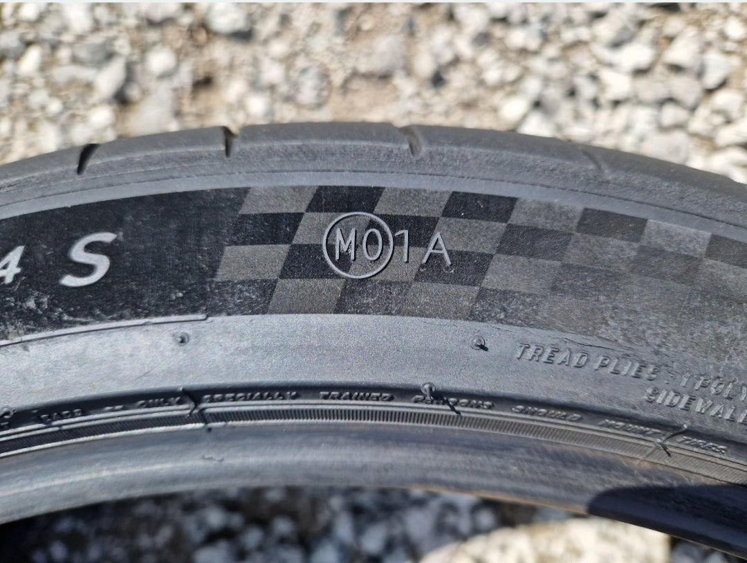 Opona letnia Michelin Pilot Sport 4S  265/35r21 (101Y) MO1A/AMG XL