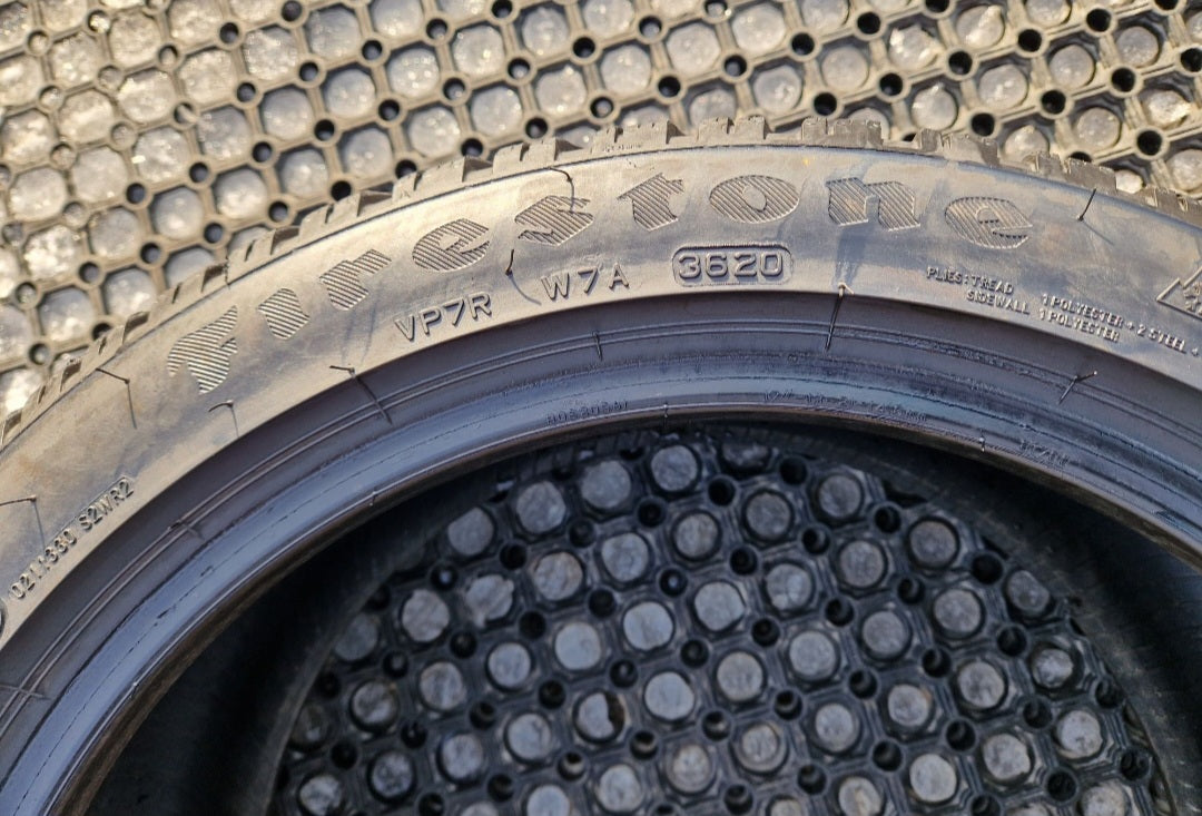 Opona zimowa Firestone WinterHawk 4  225/45r17 (91H)
