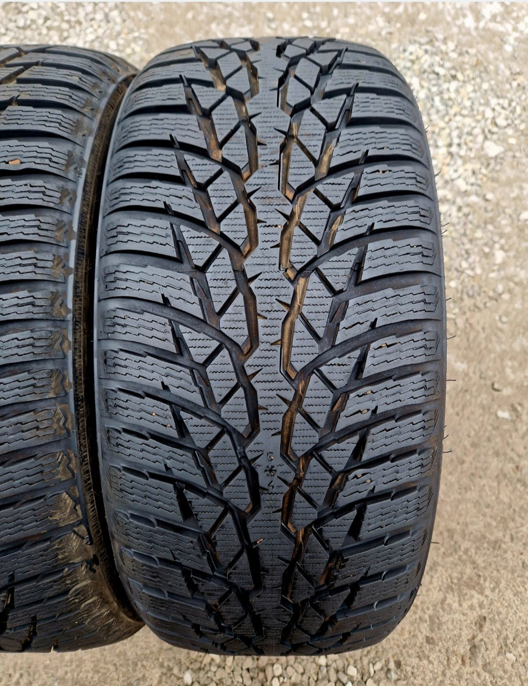 Opony zimowe Nokian WRd4  225/45r17 (94V) XL