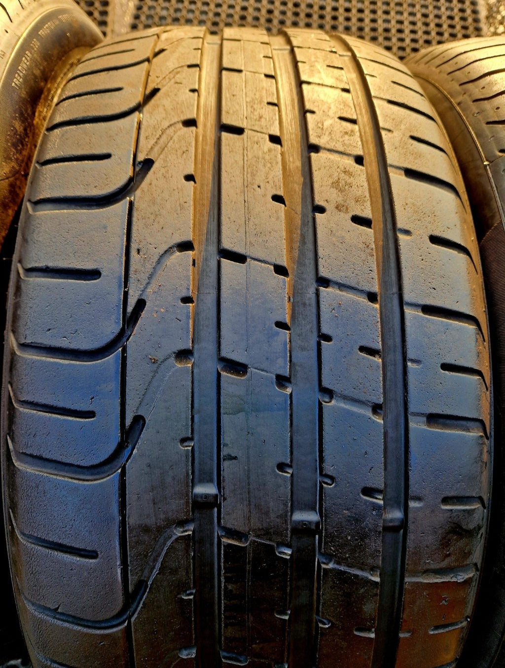 Opony letnie Pirelli P Zero 255/40r19 (100Y) XL/AO