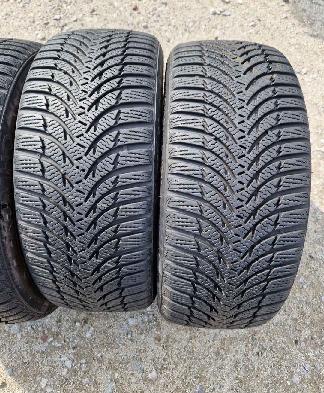 Opony zimowe Kumho WinterCraft WP51 215/45r16 (90V) XL