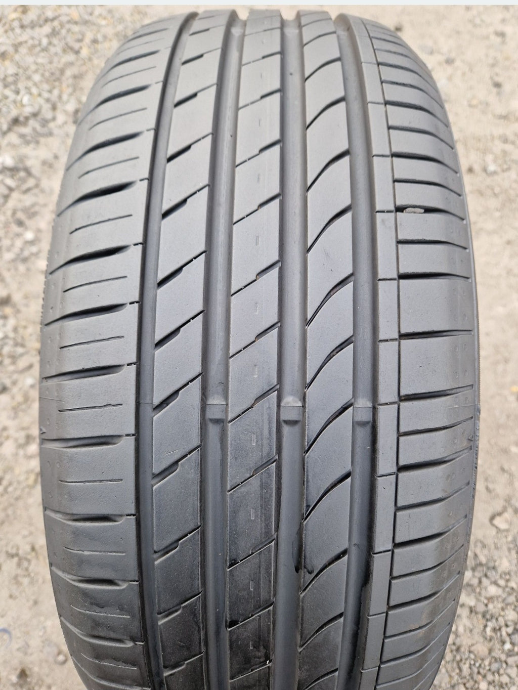 Opona letnia Nexen NFera SU1 205/50r17 (89V)