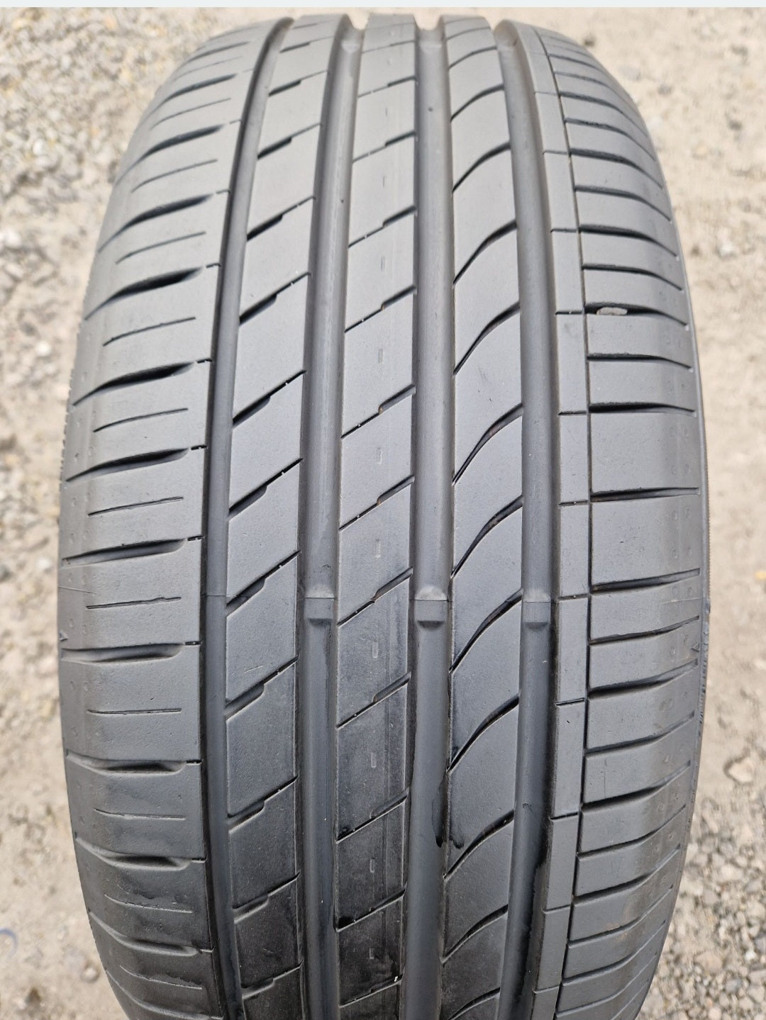 Opona letnia Nexen NFera SU1 205/50r17 (89V)