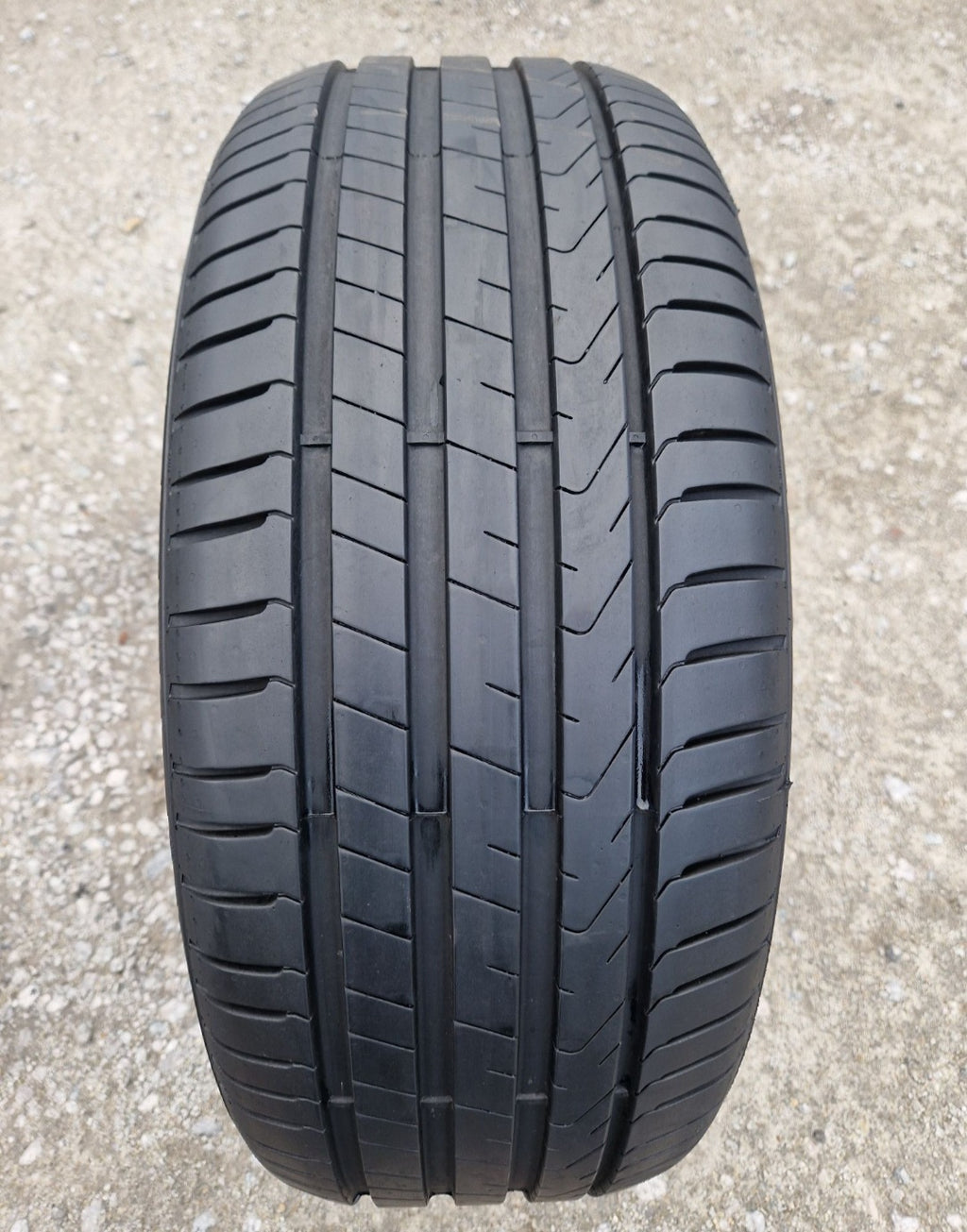 Opona letnia Pirelli Scorpion 255/45r19 (100V)