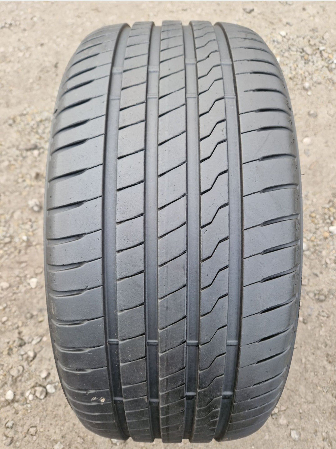 Opona letnia Firestone RoadHawk 255/45r18 (103Y)