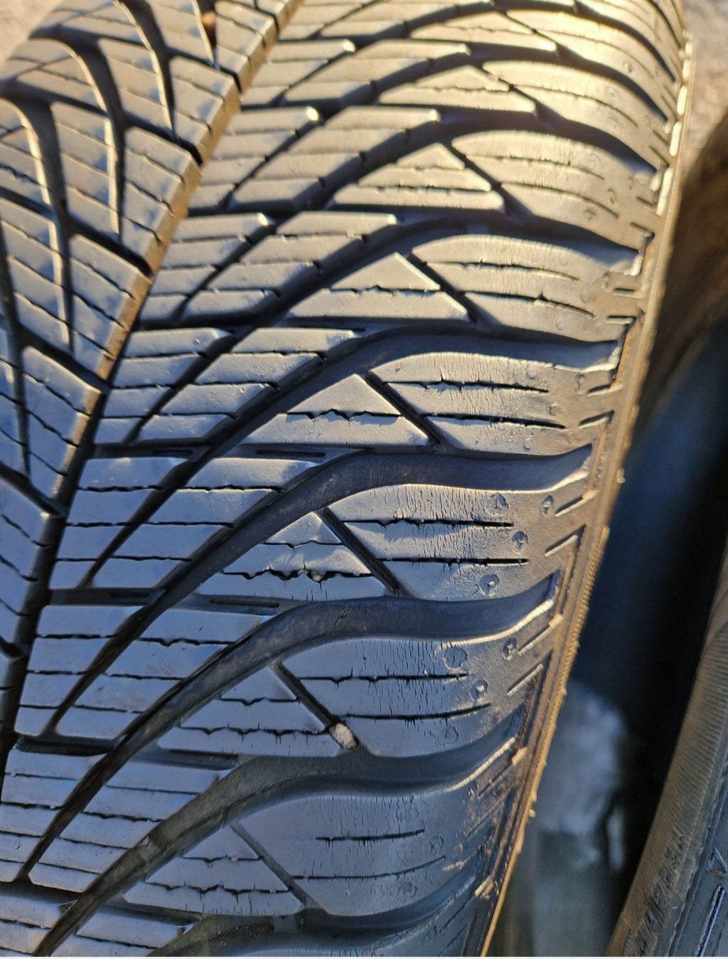 Opony wielosezonowe Fulda MultiControl  185/60r15 (88H)