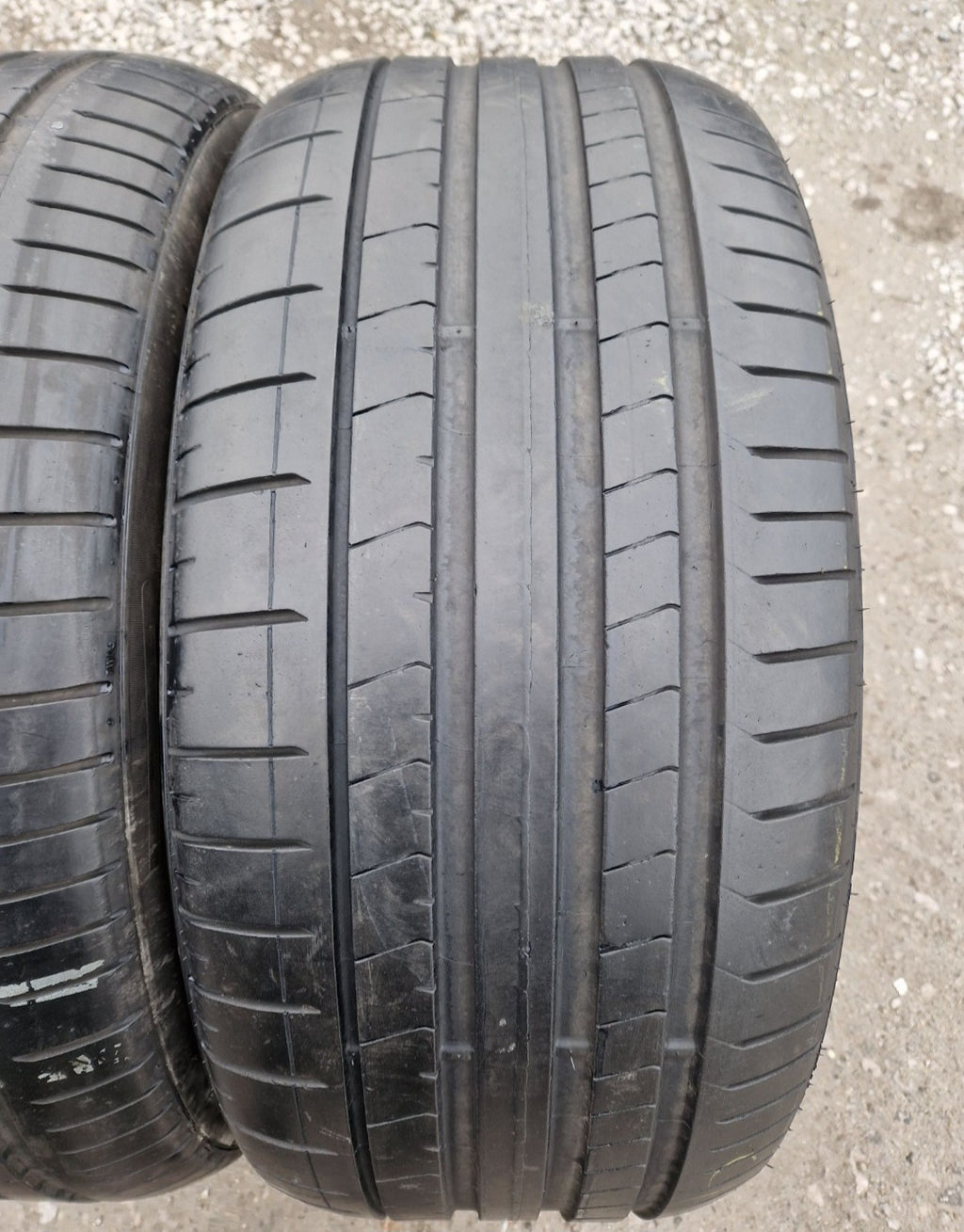 Opony letnie Pirelli P Zero MO-S 285/40r22 (106Y)