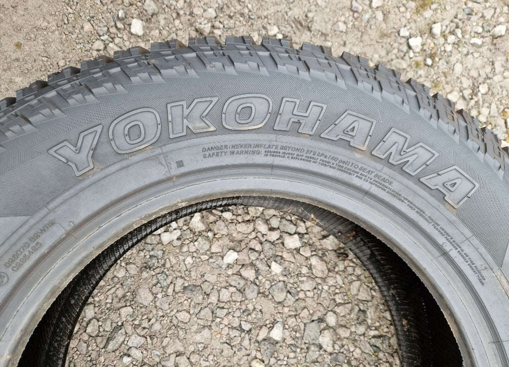 Opony wielosezonowe/terenowe Yokohama Geolandar A/T  255/70r18 113H/XL