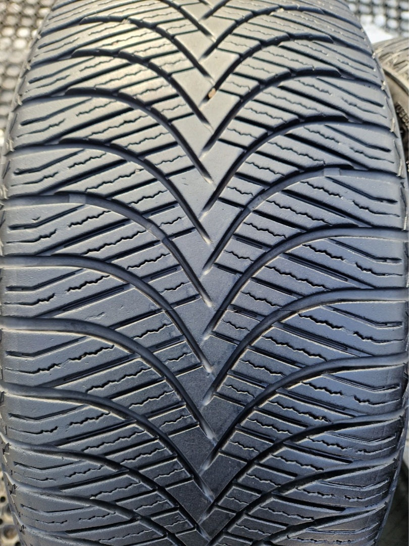 Opony wielosezonowe Goodride All seazon Elite Z-401  225/40r19 (93W)XL