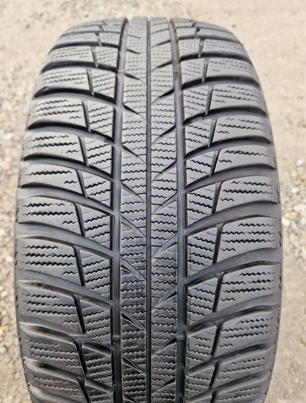 Opona zimowa Bridgestone Blizzak LM 001 225/45r17(91H)