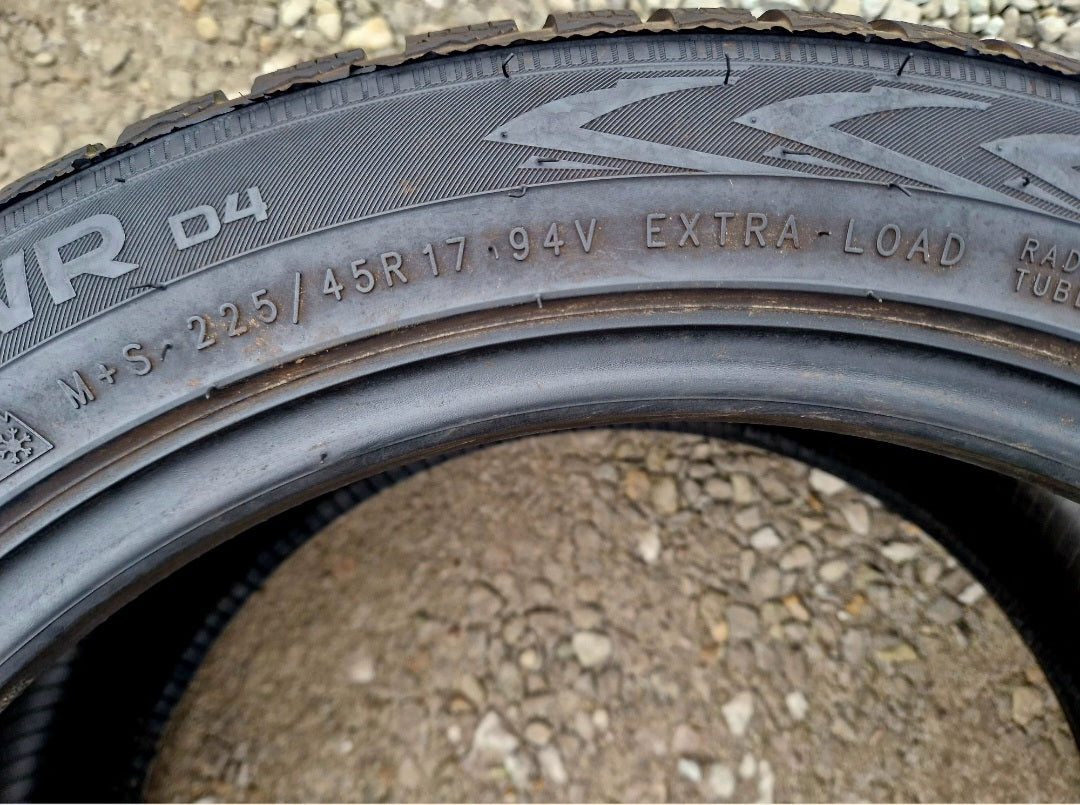 Opony zimowe Nokian WRd4  225/45r17 (94V) XL