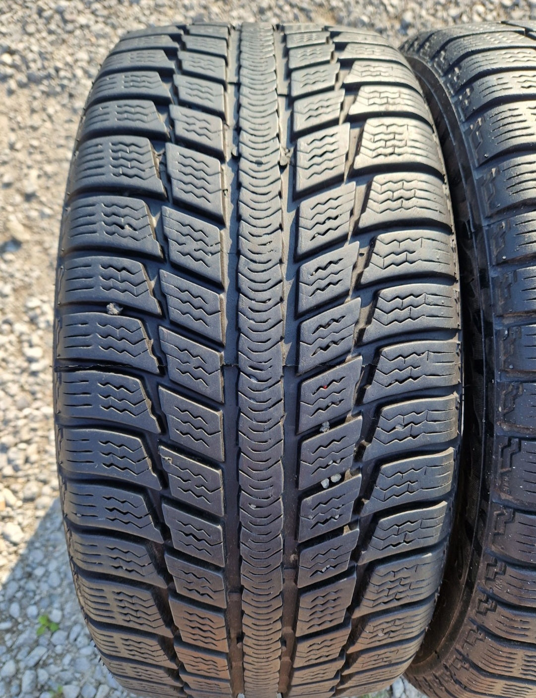 Opony zimowe TarGum Winter 3  225/40r18 (92H)