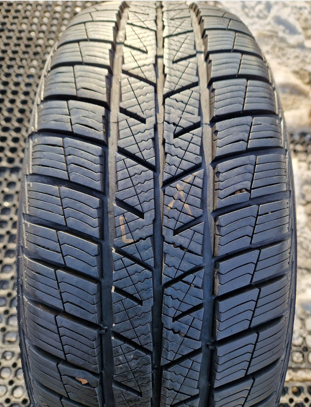 Opona zimowa Barum Polaris 5 205/55r17 (95V)XL