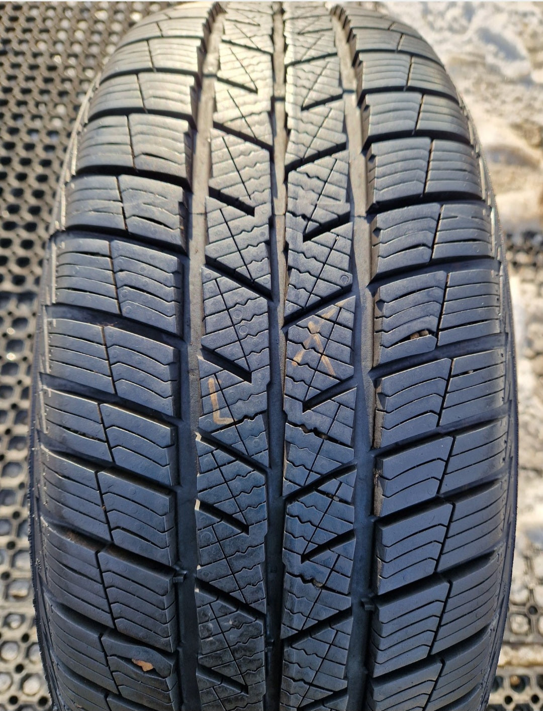 Opona zimowa Barum Polaris 5 205/55r17 (95V)XL