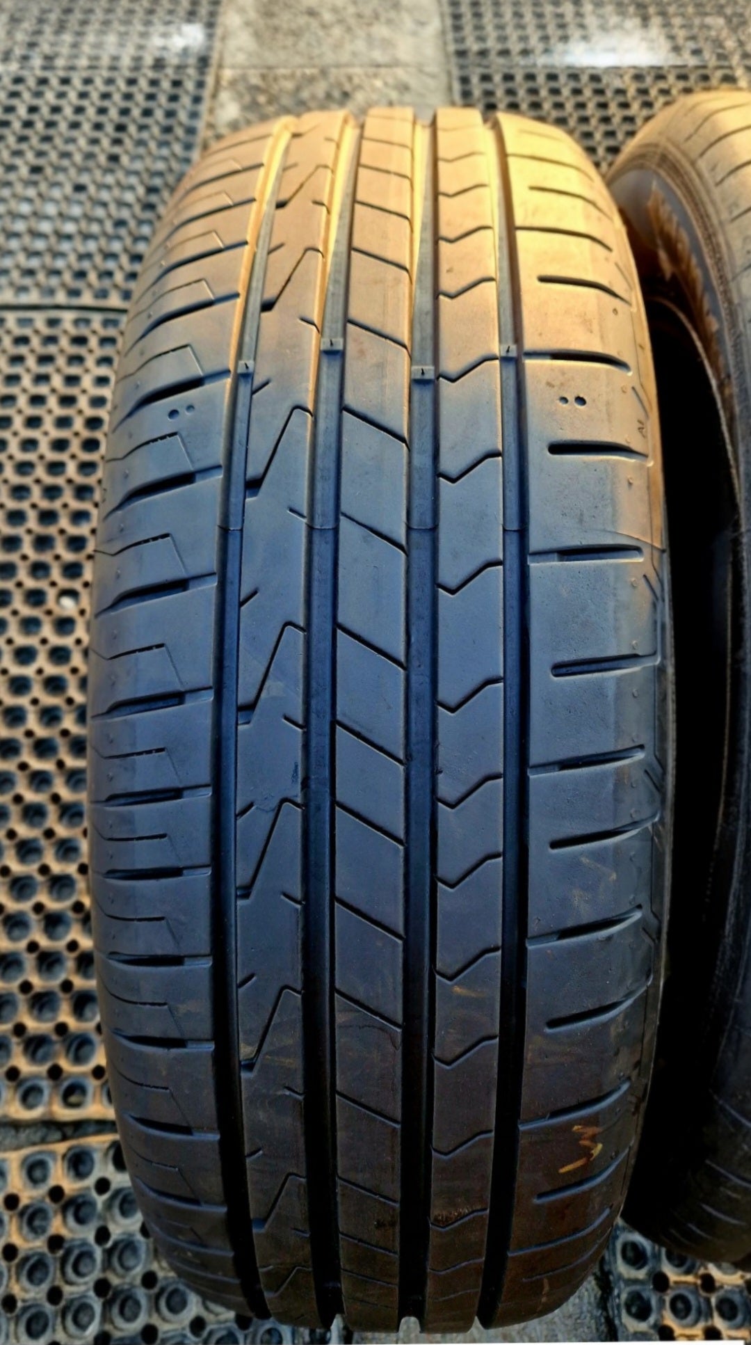 Opony letnie Hankook Ventus Prime 3X  215/65r17 (99V)