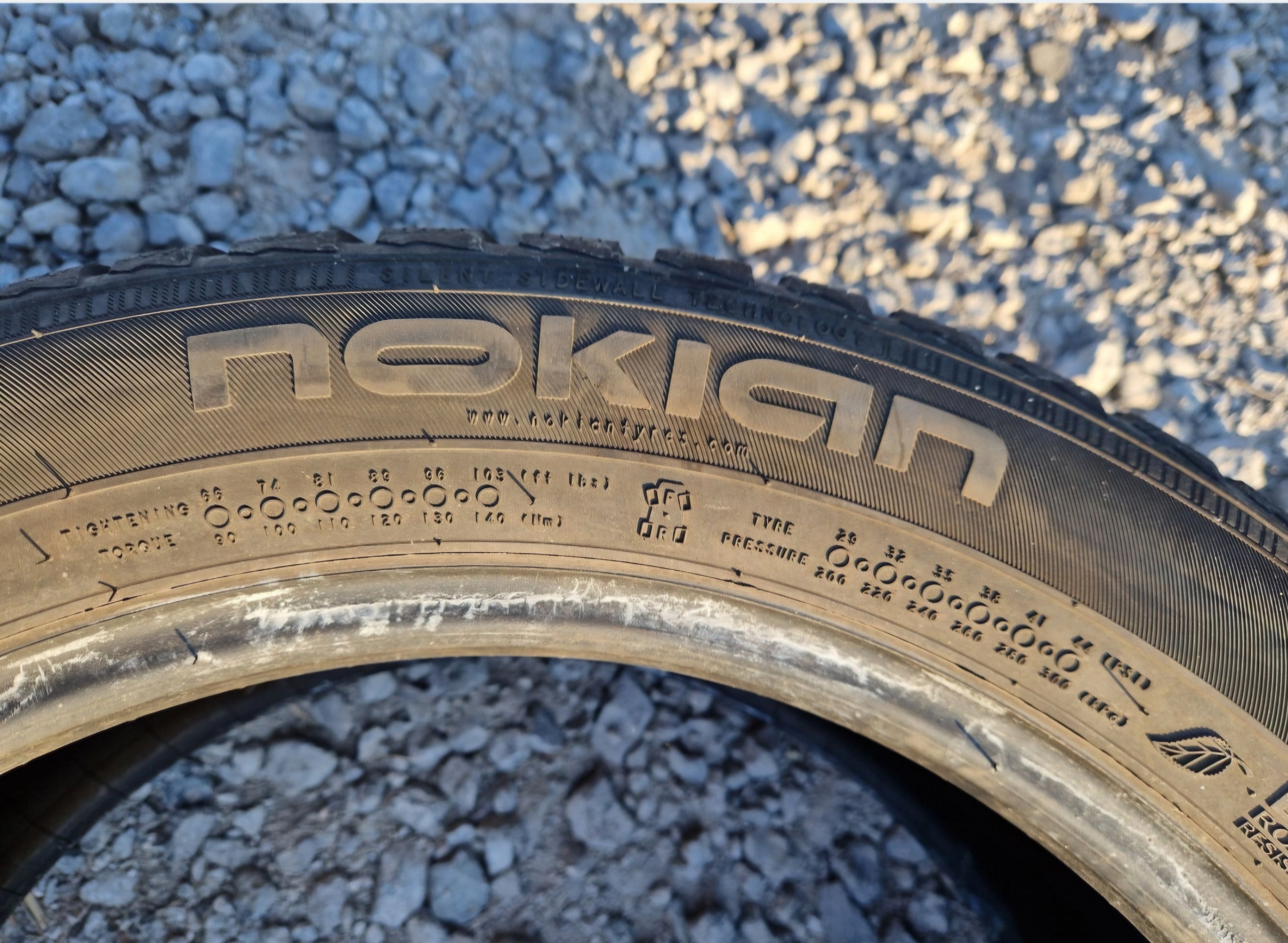 Opony zimowe Nokian WRd4 225/50r18 (99H) XL