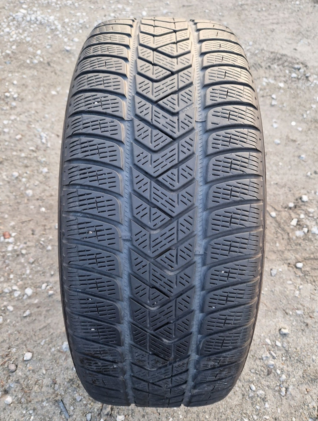 Opona zimowa Pirelli Scorpion Winter 235/55r20 (105H)