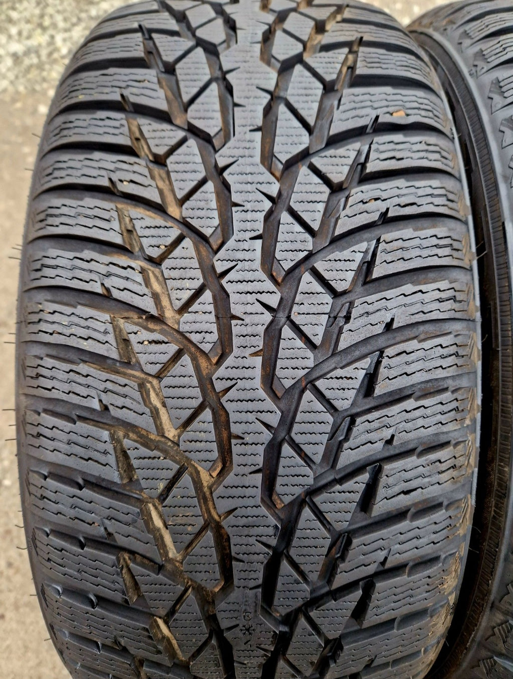 Opony zimowe Nokian WRd4  225/45r17 (94V) XL