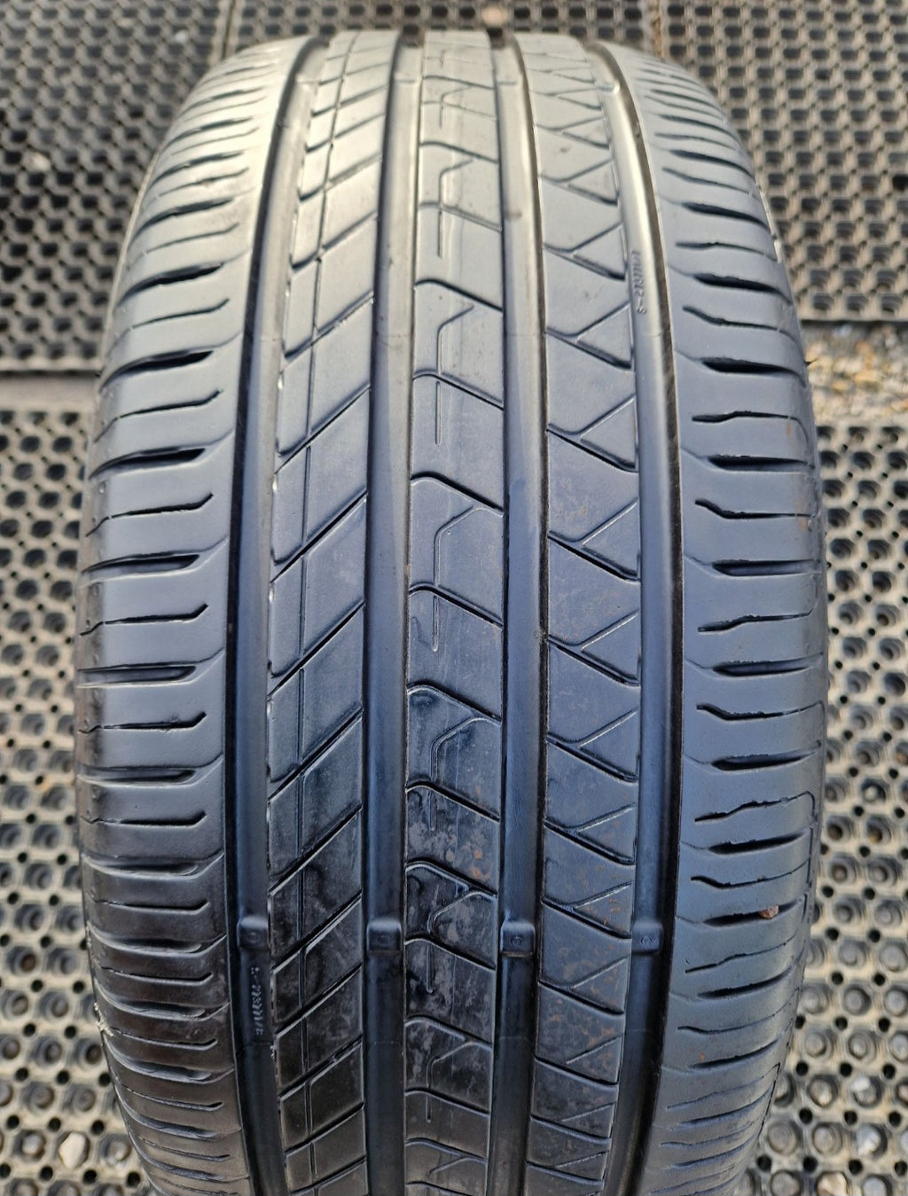 Opona letnia Barum Bravuris 6  225/45r18 (95Y) XL