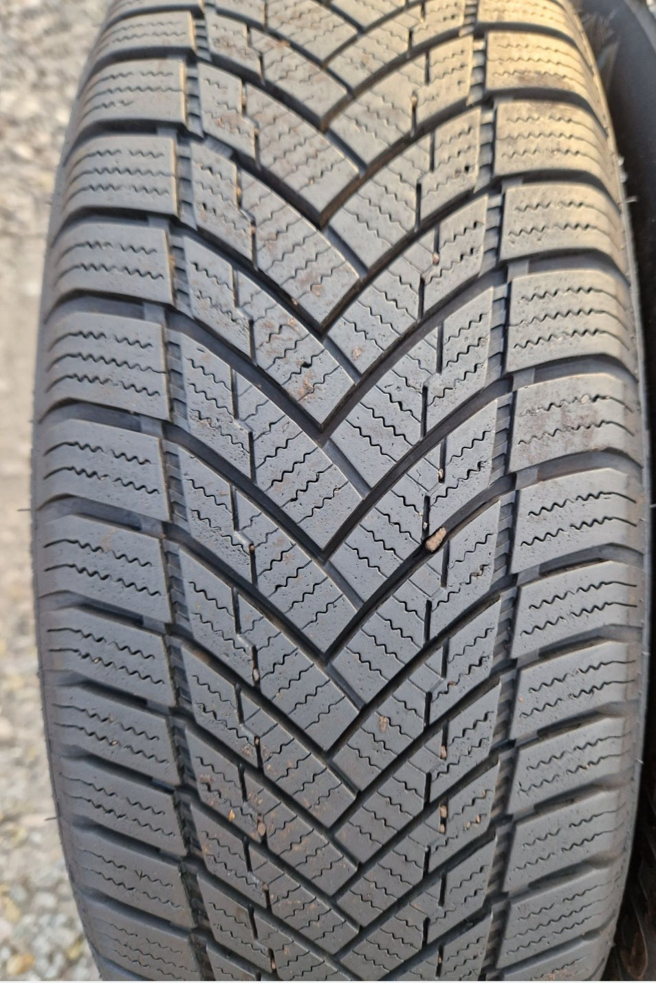 Opony zimowe Tourador Winter Pro TS1   165/70r14 (81T)