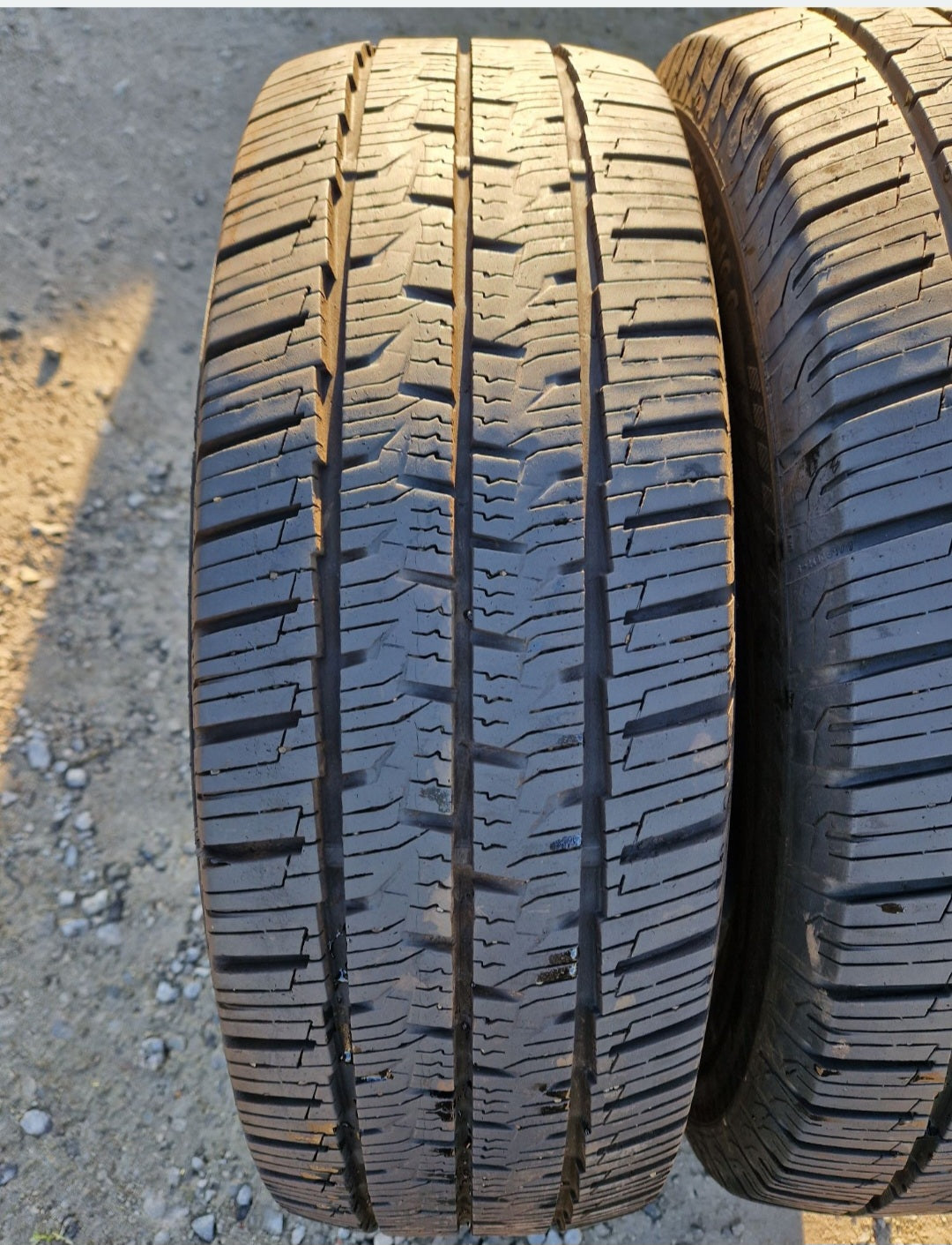 Opony wielosezonowe Continental VonContact 4 Season  205/75r16C