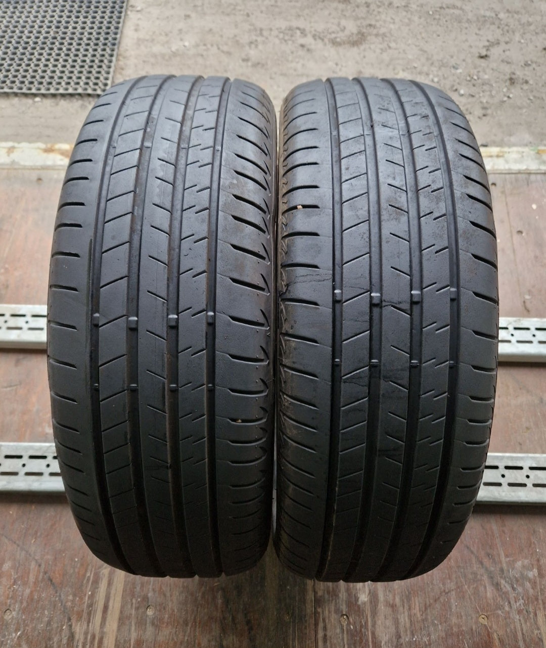 Opony letnie Bridgestone Alenza 001  225/60r18 (104W)