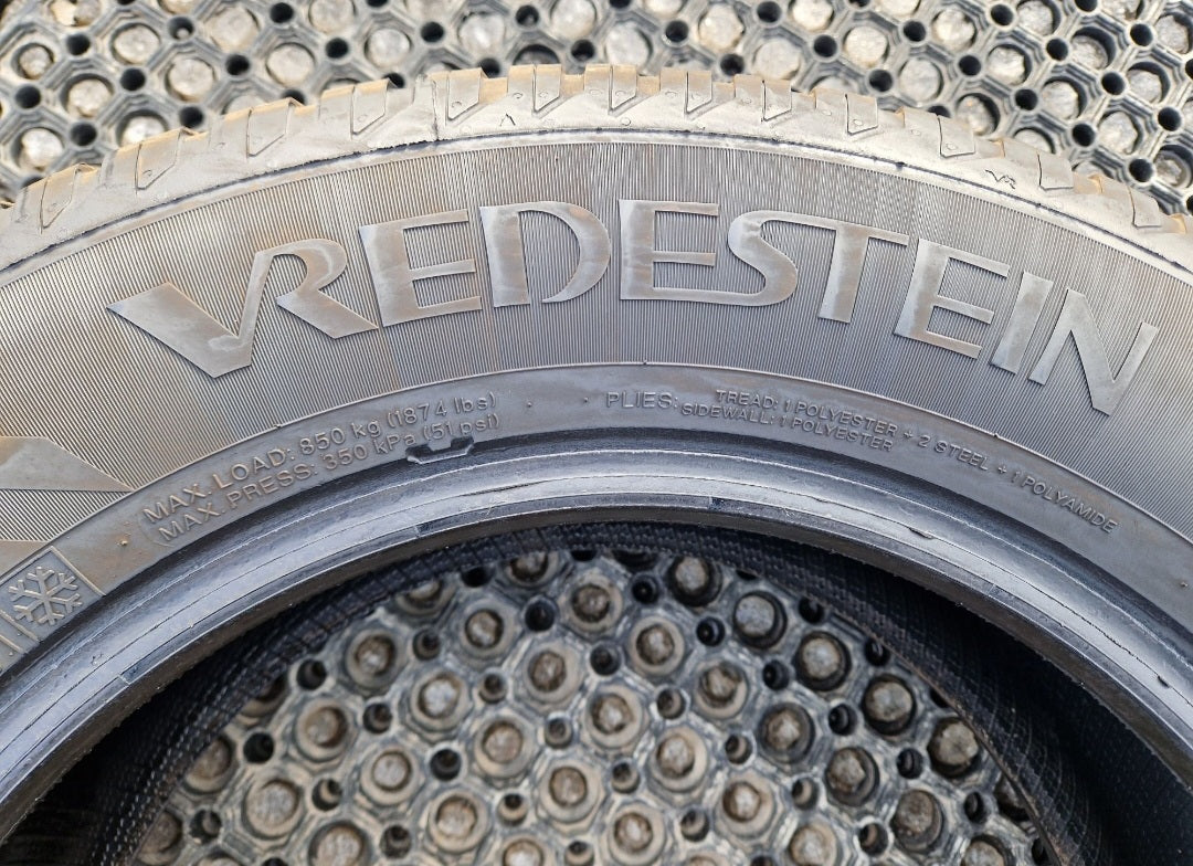 Opona Wielosezonowa Vredestein QuaTrac 215/65r16 (102V)XL