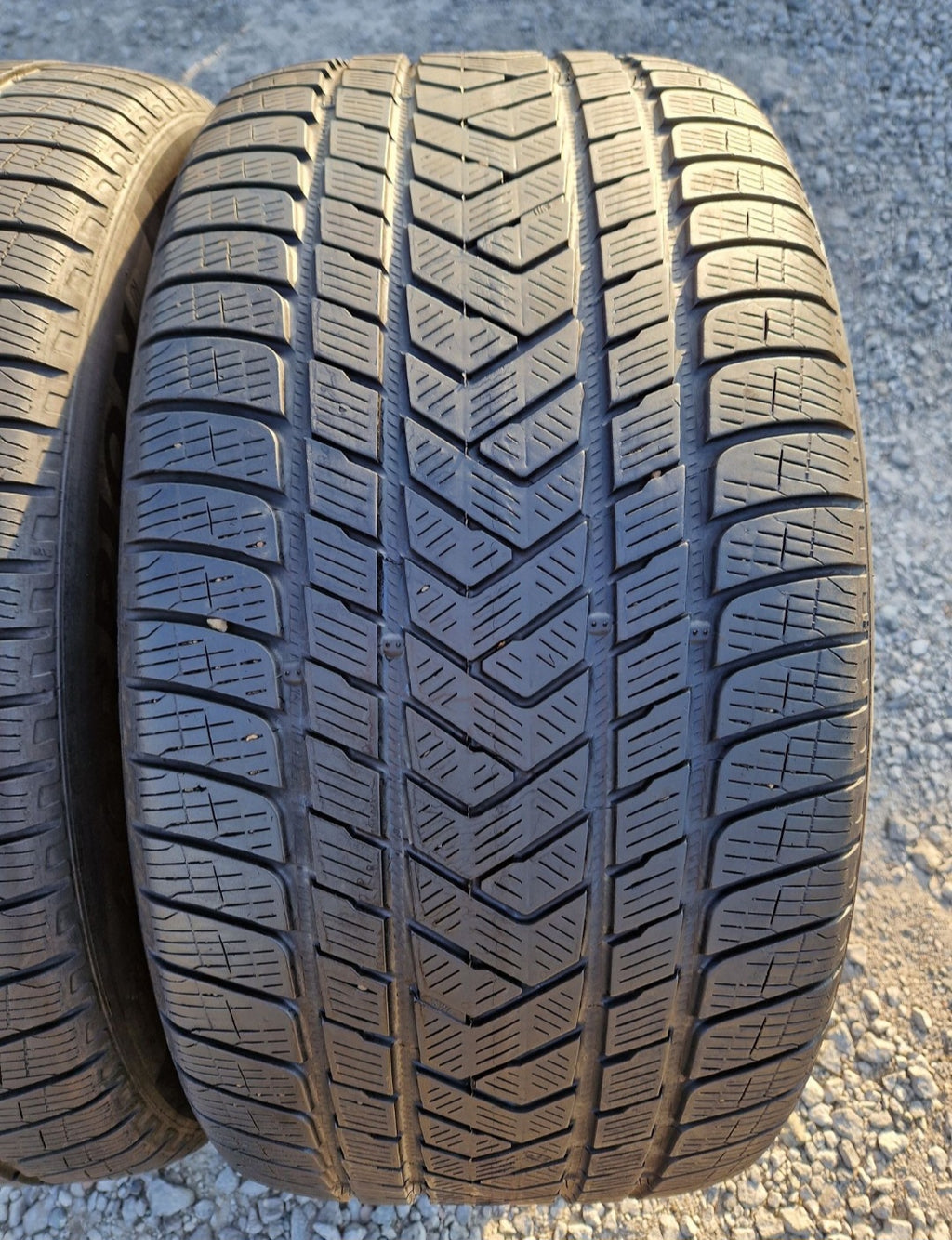 Opony zimowe Pirelli Scorpion Winter 315/40r21 (115V) MO