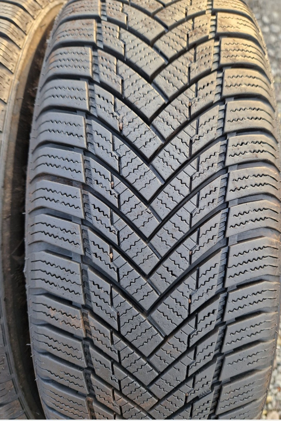 Opony zimowe Tourador Winter Pro TS1   165/70r14 (81T)