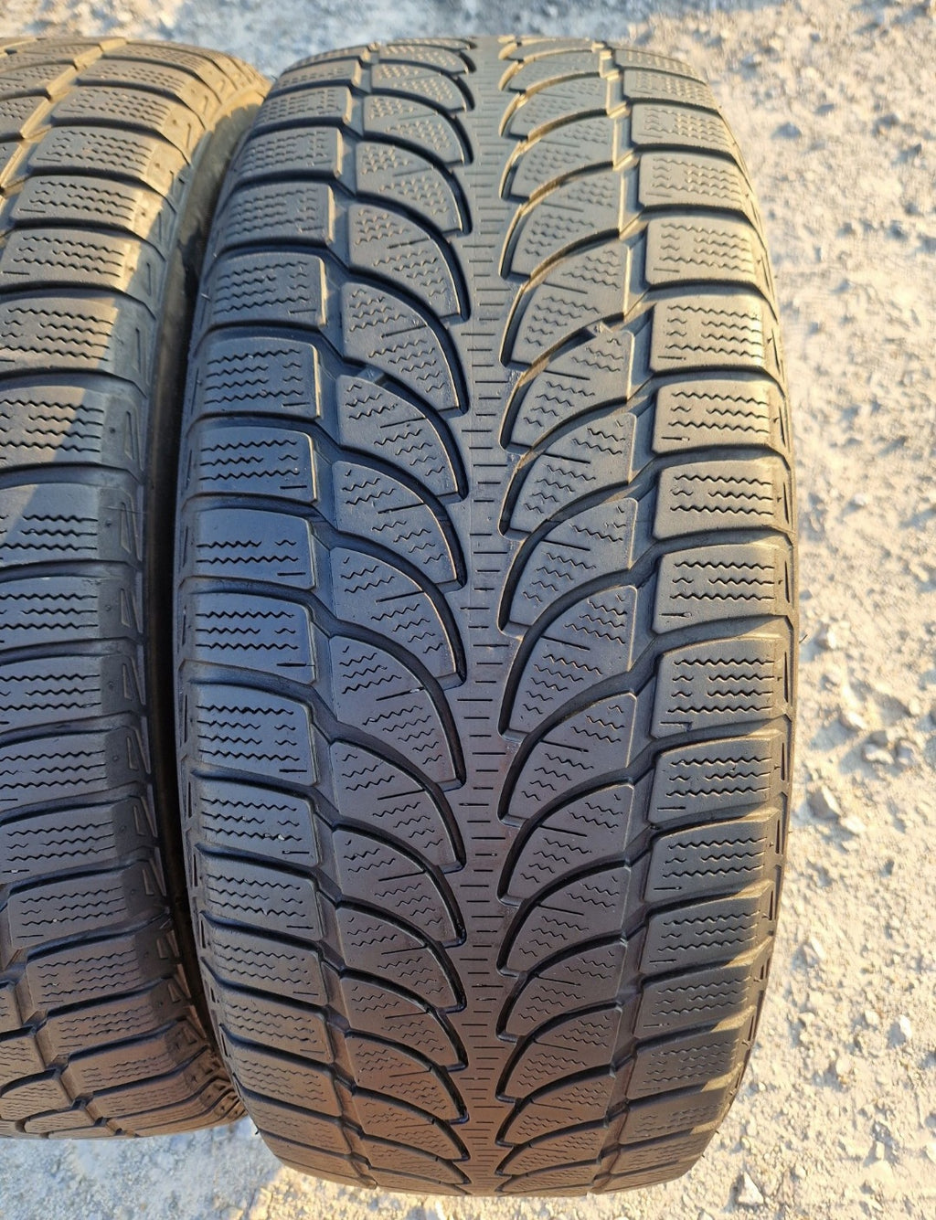 Opony zimowe Bridgestone Blizzak LM-80 Evo 235/55r19 (105V)