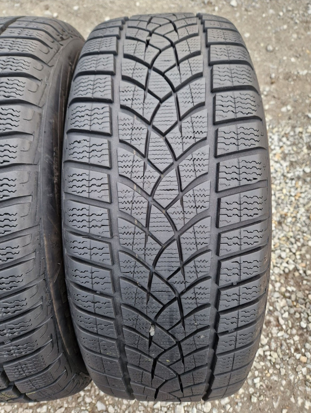 Opony zimowe Goodyear UltraGrip Performance  235/55r18 (104H) XL AO
