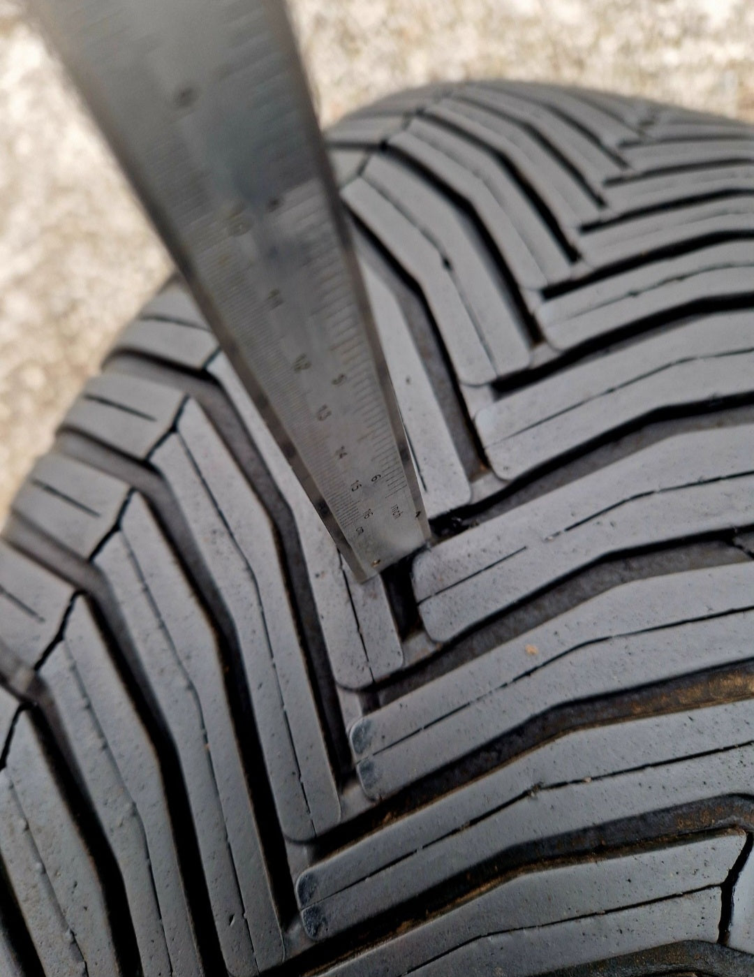 Opony zimowe Michelin CrossClimate SUV Performance 225/50r18 (99W)