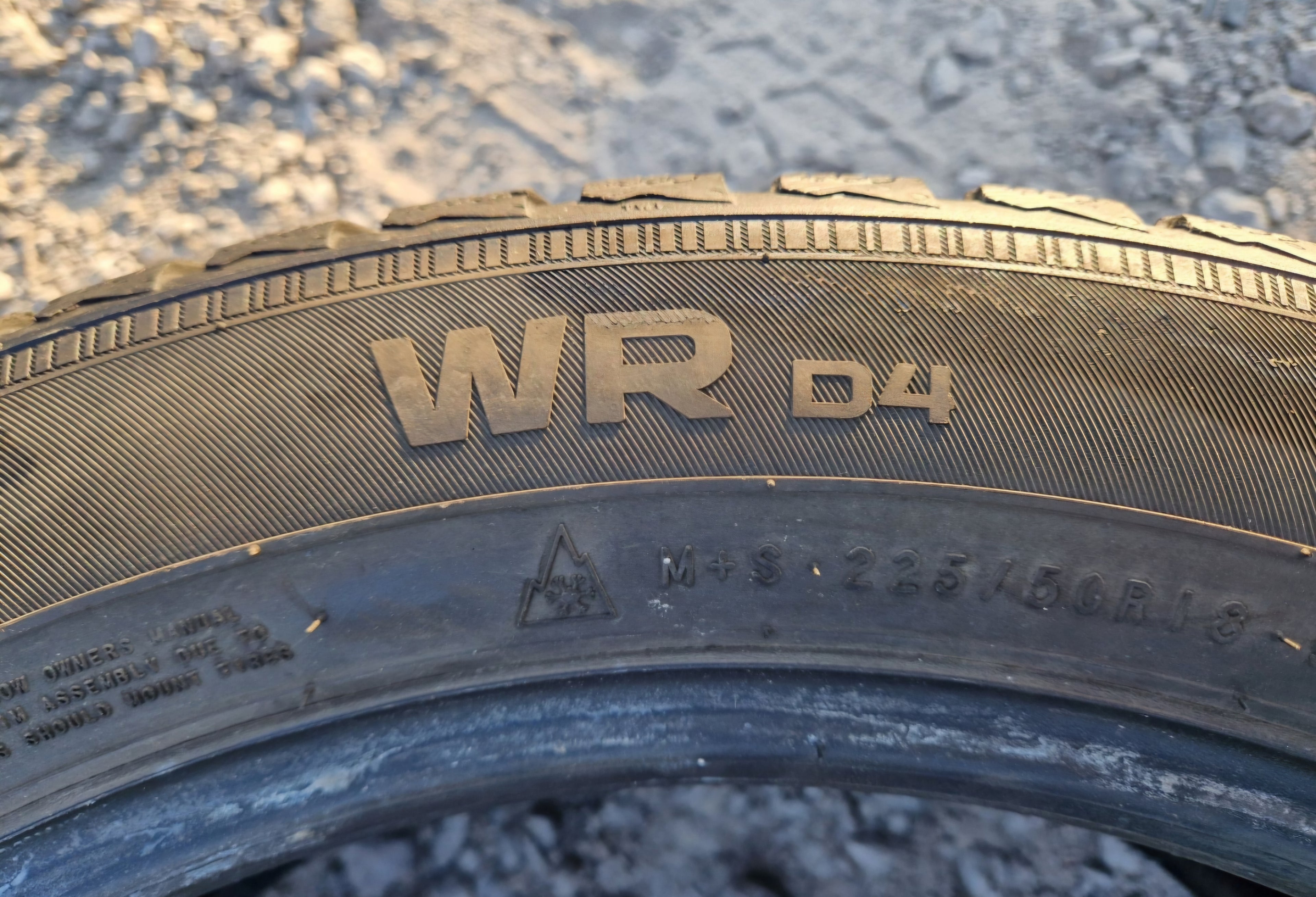 Opony zimowe Nokian WRd4 225/50r18 (99H) XL